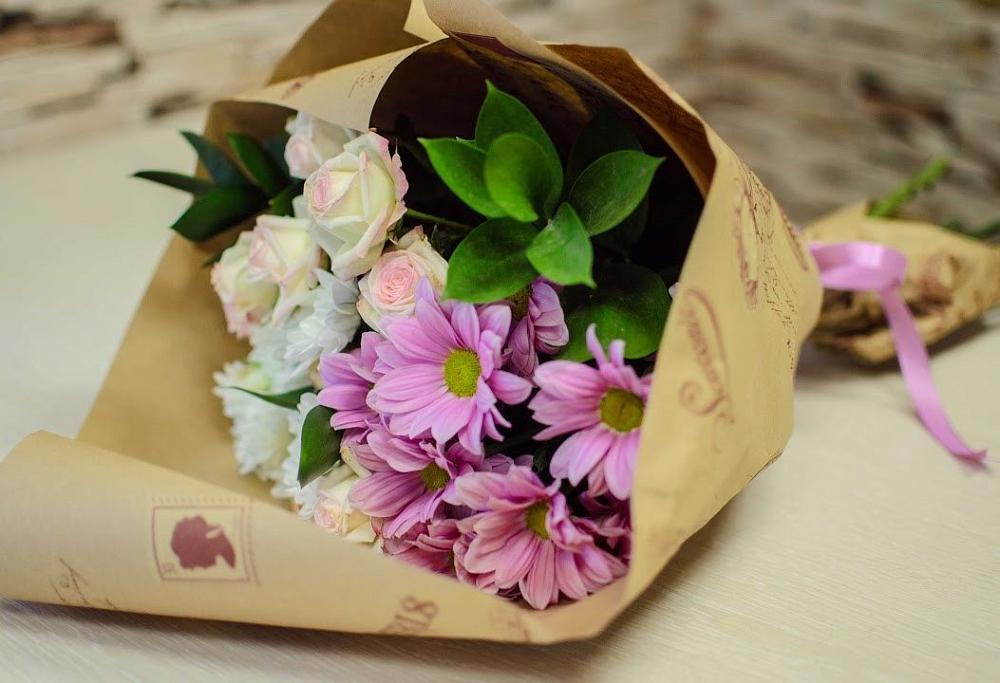 Букет цветов из: Розы и Хризантемы в Видном