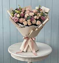 Букет цветов из:  Розы и Лизиантусы в Видном