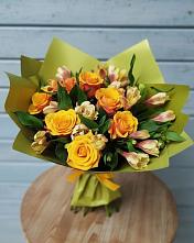Букет цветов из:  Альстромерии и Розы в Видном