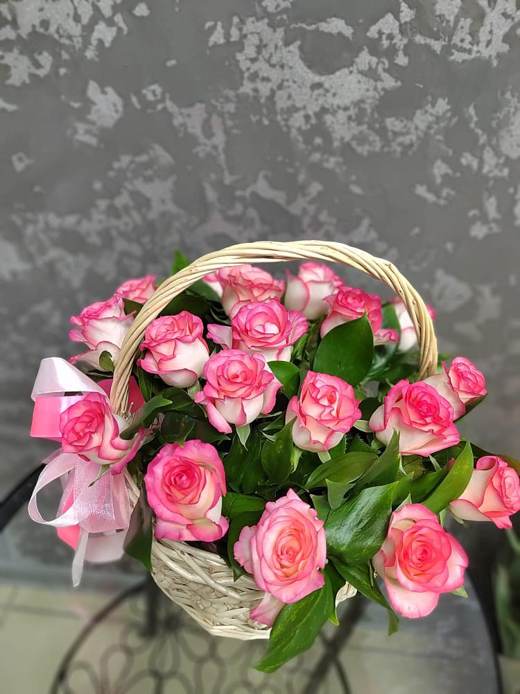 Цветочная композиция из Розы в корзине в Видном