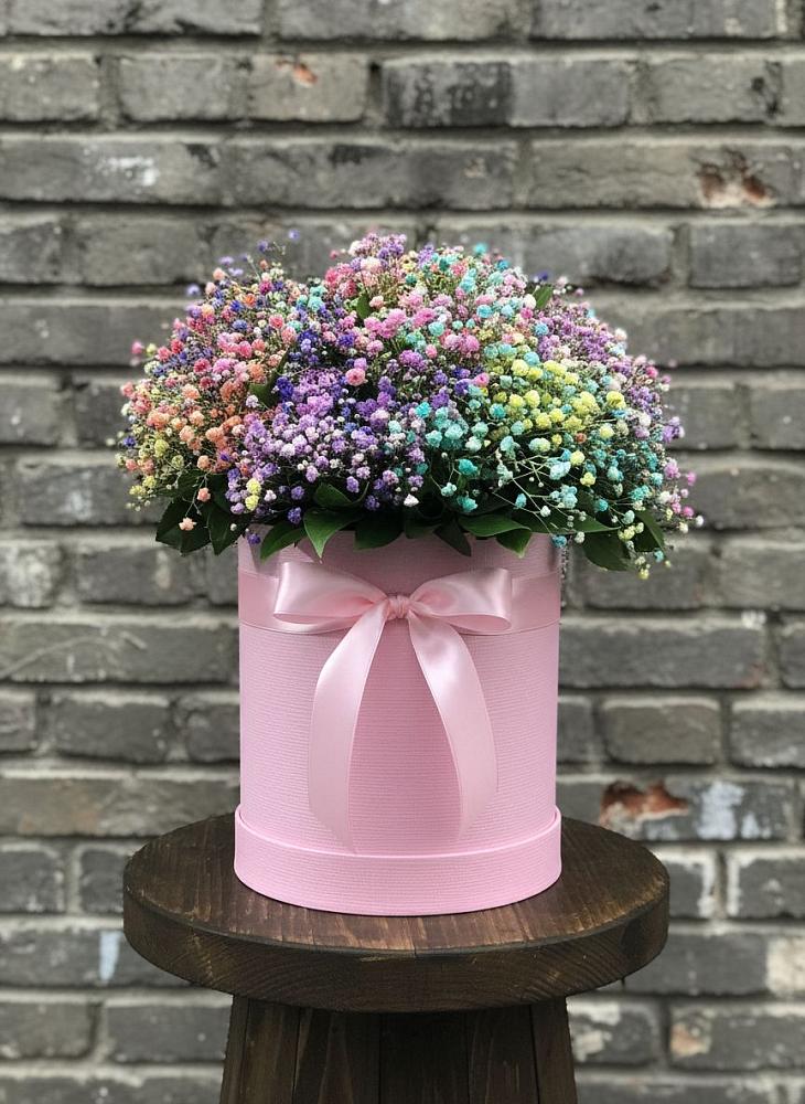 Цветочная композиция из Гипсофила и Розы в шляпной коробке в Видном