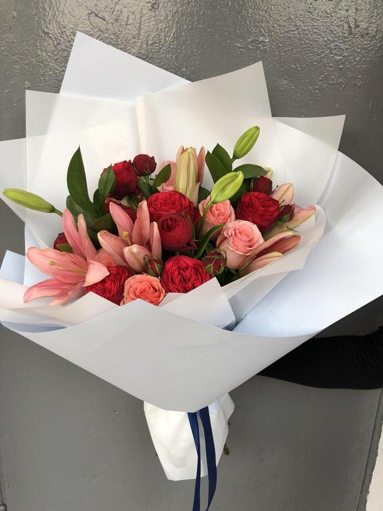 Букет цветов из: Лилии и Розы в Видном