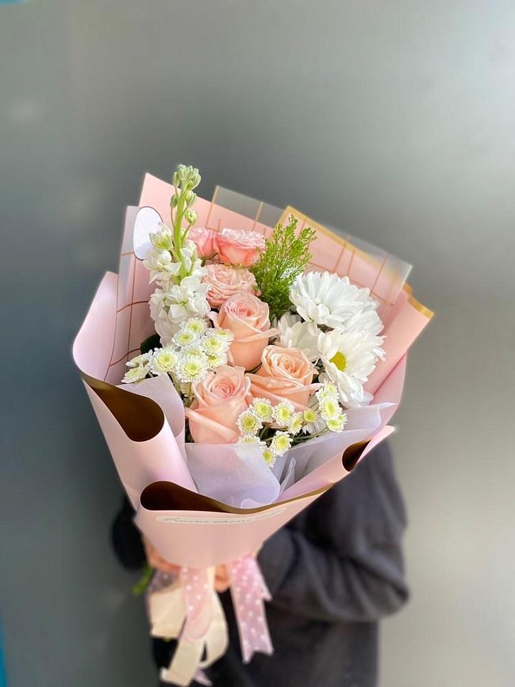 Букет цветов из: Хризантемы и Розы в Видном