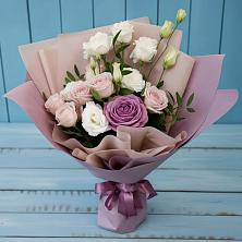 Букет цветов из:  Розы и Лизиантусы в Видном