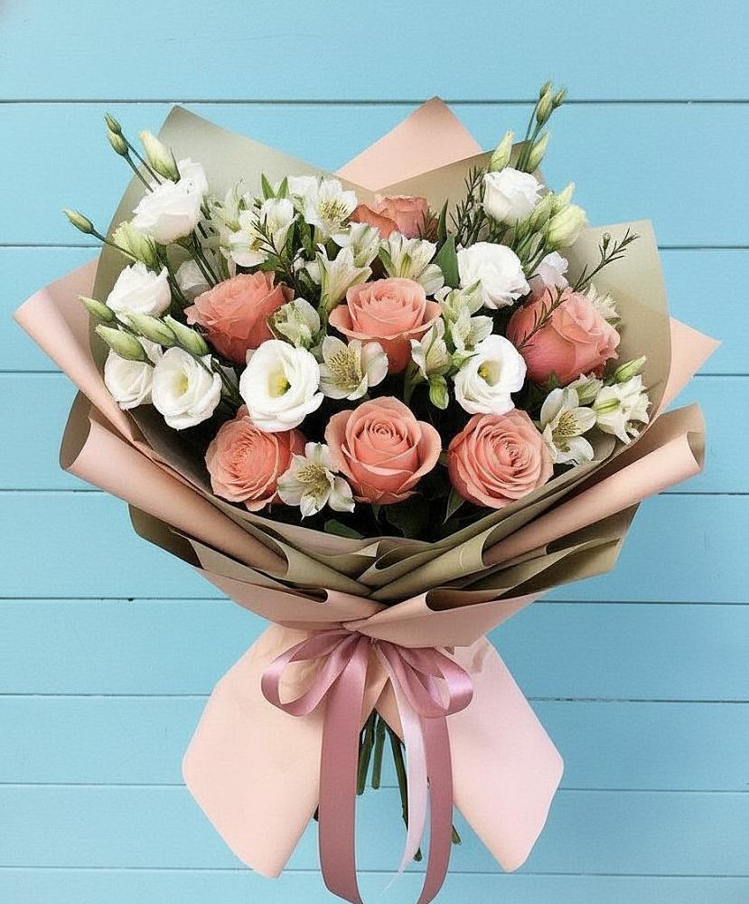 Букет цветов из: Розы, Альстромерии и Лизиантусы в Видном