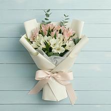 Букет цветов из:  Альстромерии в Видном