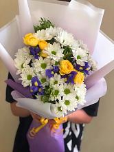 Букет цветов из:  Ирисы, Хризантемы и Розы #REPLACE_PRED# Видном