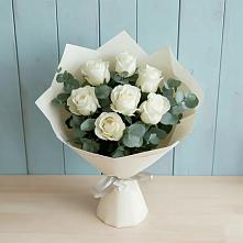 Букет Белые розы в Эвкалипте в Видном