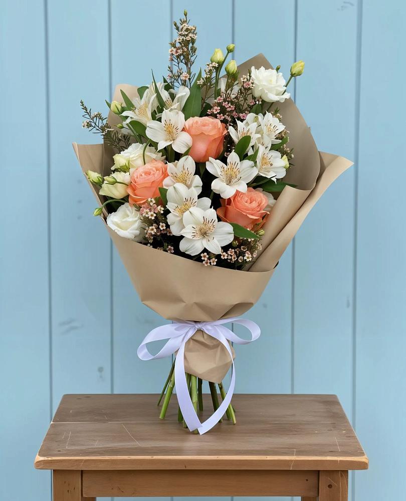 Букет цветов из: Альстромерии, Лизиантусы, Розы и Хризантемы в Видном