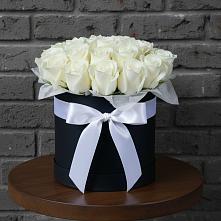 Цветочная композиция из Розы в шляпной коробке в Видном