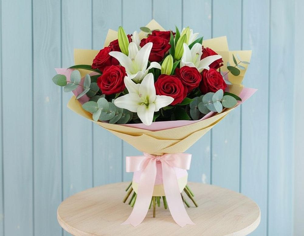 Букет цветов из: Лилии и Розы в Видном